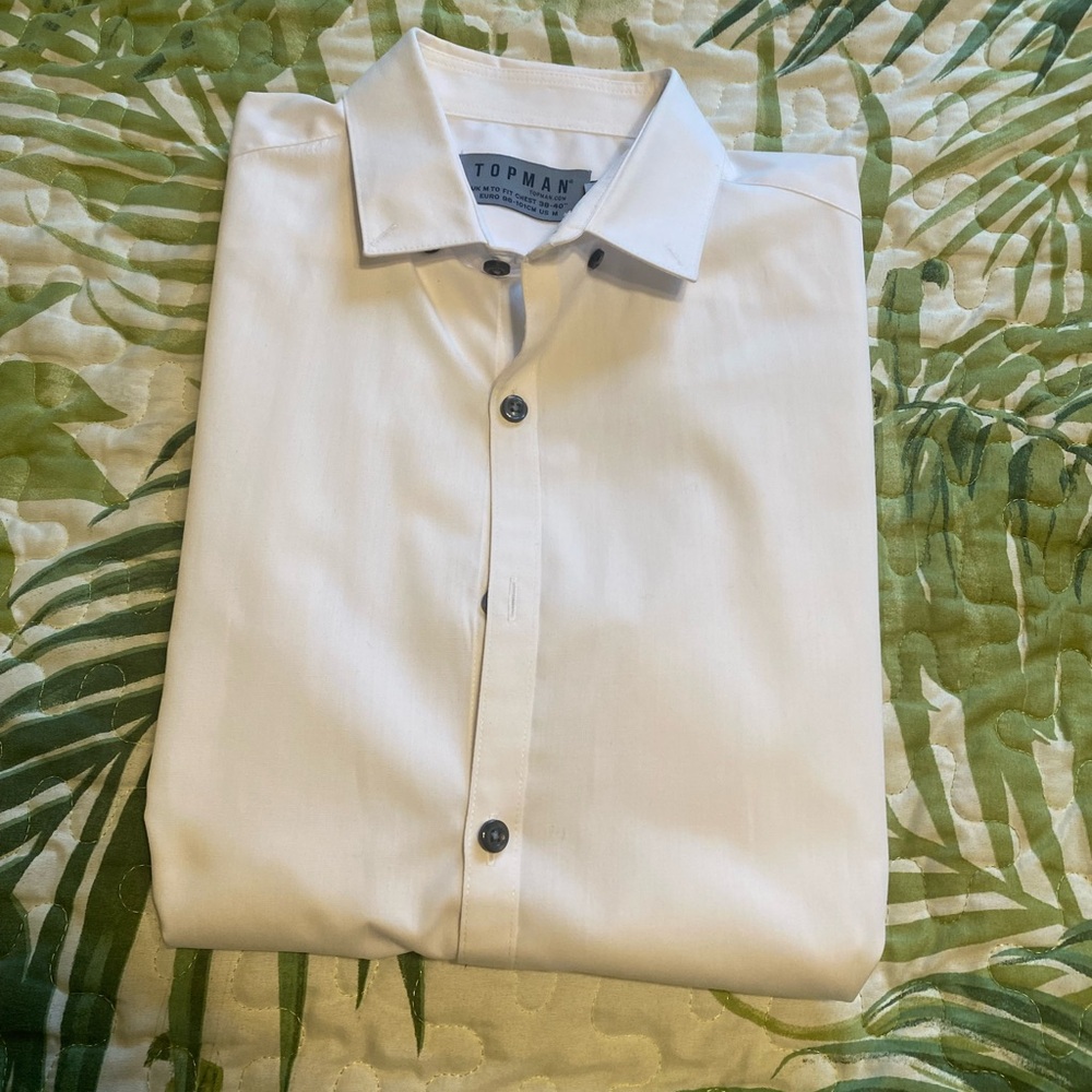 Men’s Topman Short Sleeve White Button Down Shirt/ Fits Chest 38-40 inches